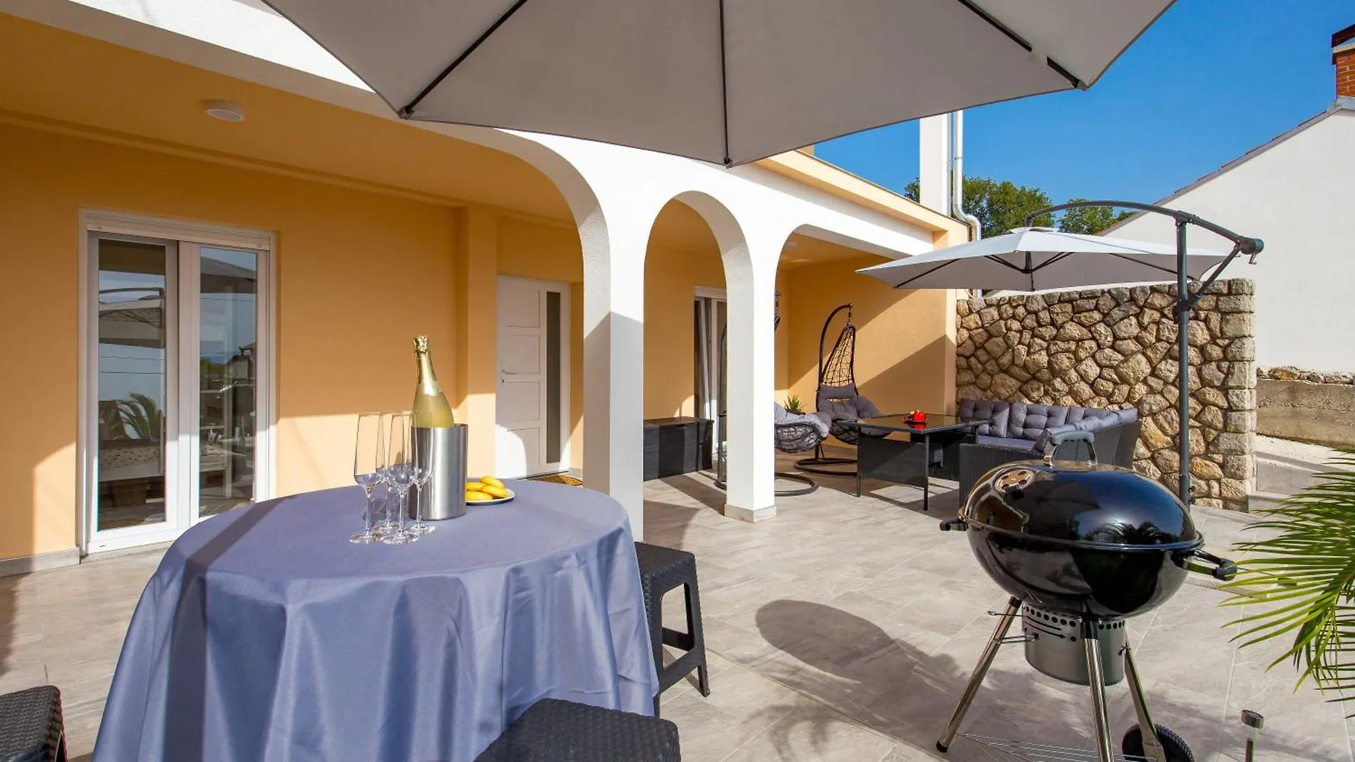 Apartments - Villa Palmis Jadranovo Croatia